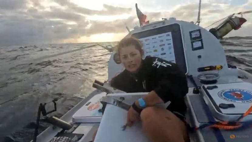 Rowing-British female rowers start second attempt at Pacific Ocean crossing
