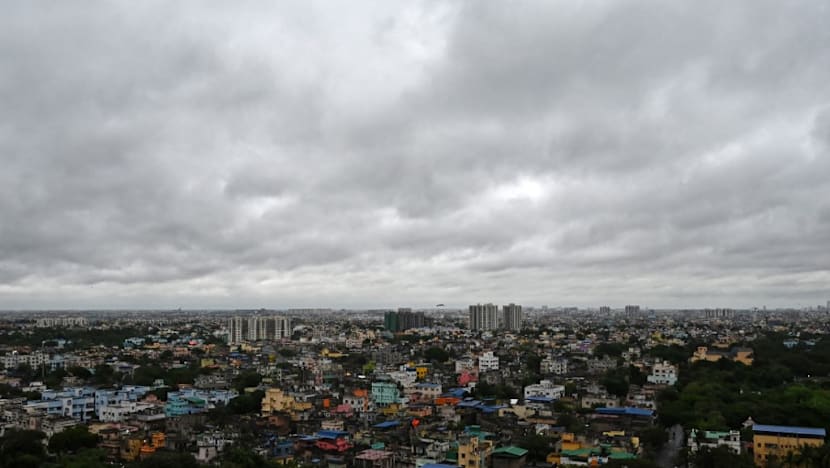 India arrests owner, manager after warehouse blaze kills 25