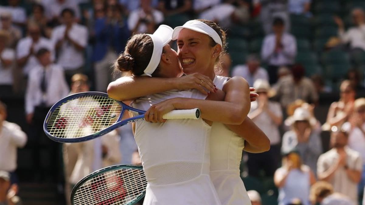 Kudermetova and Mertens win Wimbledon women's doubles title