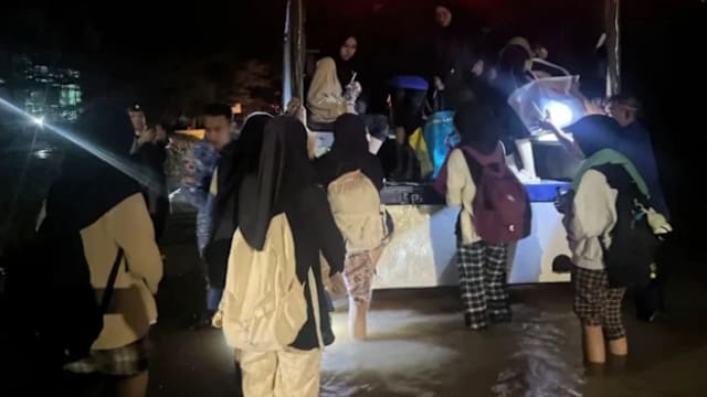 受水灾影响 马国玻璃市逾百名考生急换考场