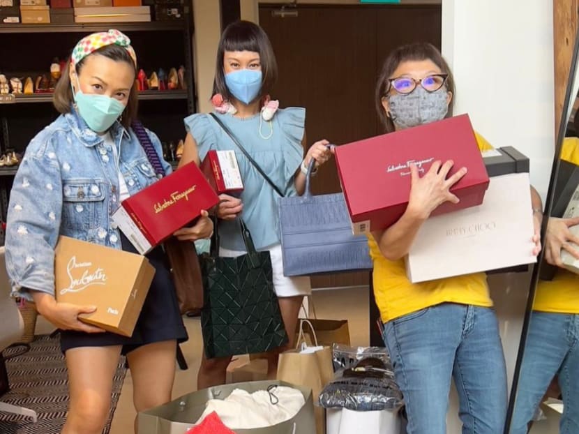 Shop for pre-loved designer goods at this charity sale by Pasar Glamour and HuntStreet Shop for pre-loved designer goods at this charity sale by Pasar Glamour and HuntStreet