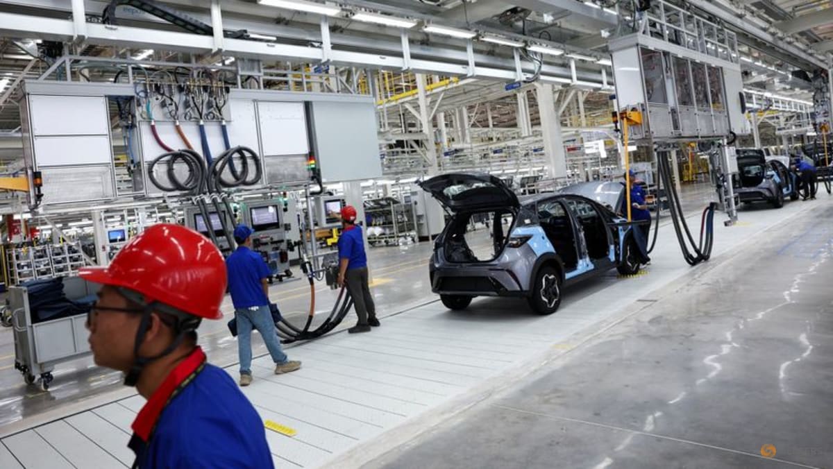 Thailand eyes stimulus as economy slows on falling tourism, exports 