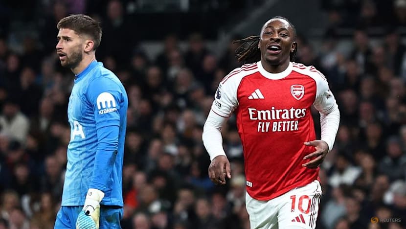 Eze's derby double gets Arsenal title bid back on track