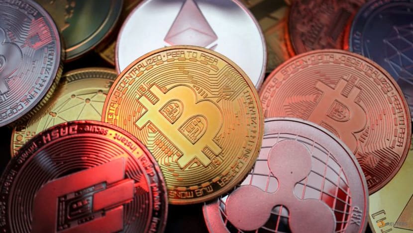 Top super PAC backing Kamala Harris to accept cryptocurrency donations