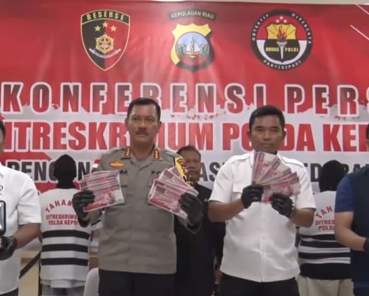 Polisi gulung sindikat uang palsu setelah S$10.000 coba ditukar di kasino Singapura