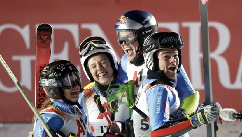 Alpine skiing-Italy take first gold of Saalbach championships