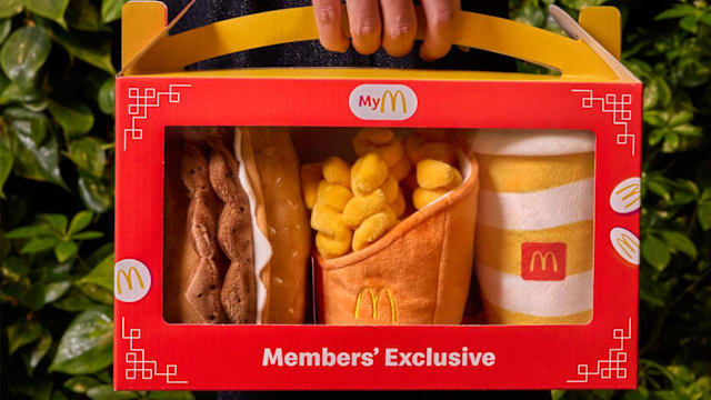 麦当劳新春“捞”到爆！宝藏盒+限定红包+萌偶，开年就要这样玩