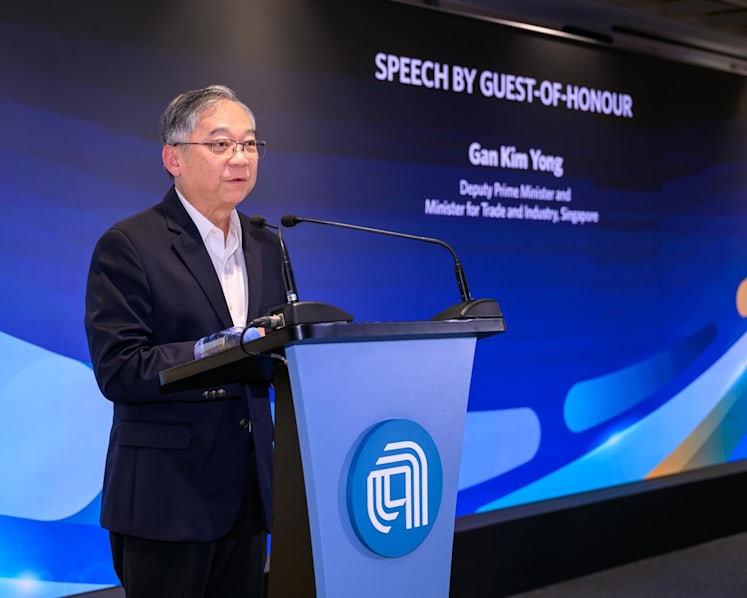 Applied Materials expands Singapore operations, plans 1,000 jobs amid AI chip demand