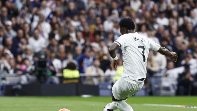 Vinicius misses another penalty as Real Madrid shocked by Valencia 2-1