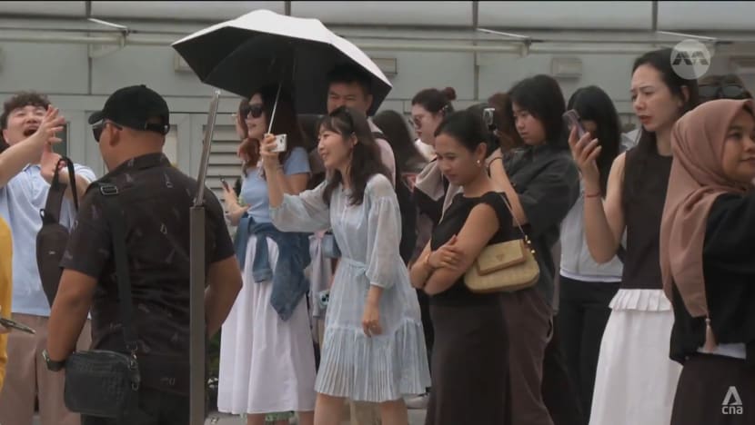 Chinese tourists in Singapore increasingly looking for experiences, free and easy travel Chinese tourists in Singapore increasingly looking for experiences, free and easy travel