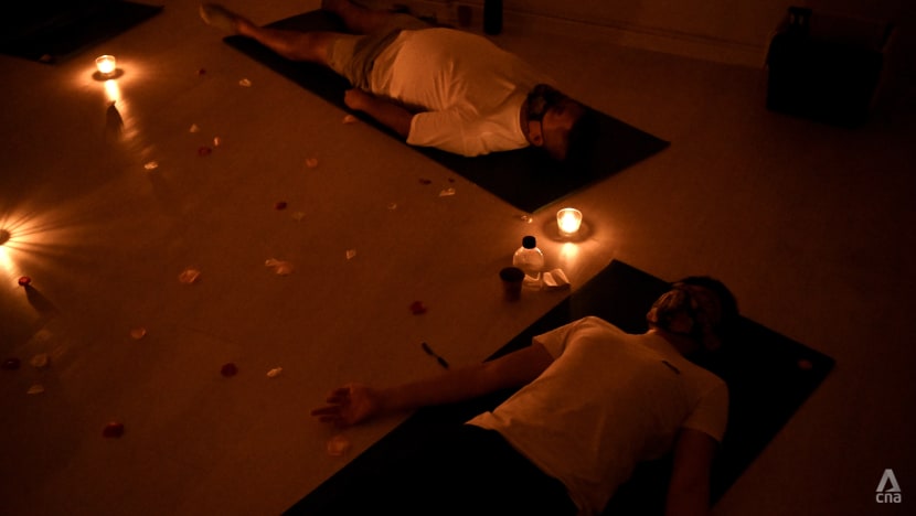 Alternative therapies draw the pandemic-weary, but they’re no substitute for mainstream medicine Alternative therapies draw the pandemic-weary, but they’re no substitute for mainstream medicine
