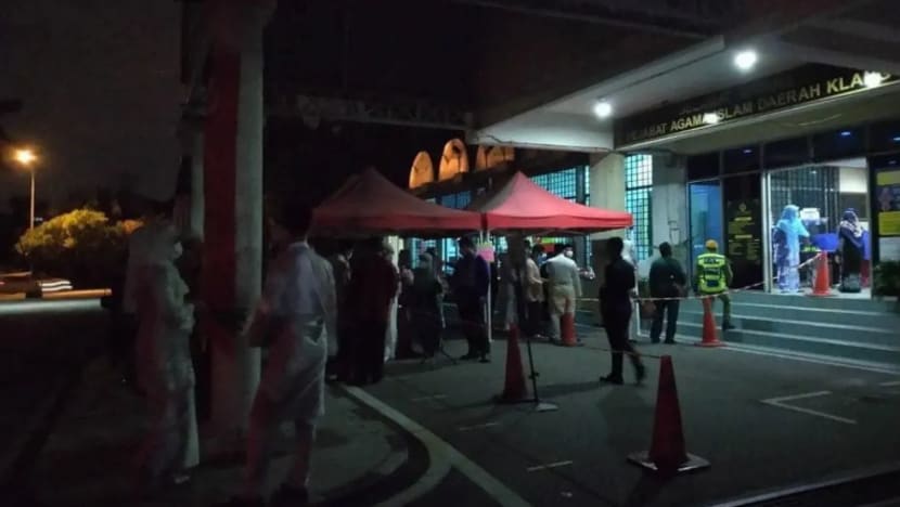 118 pasangan nikah sebelum Malaysia laksana sekatan di Klang