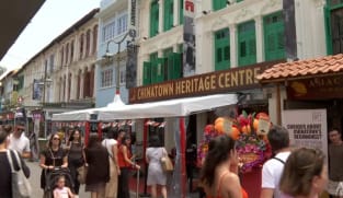 Hasil jualan sesetengah peniaga Chinatown semakin rancak susuli penyegaran semula Smith Street