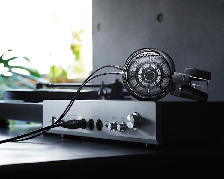 The quiet luxury of listening: A guide to premium headphones