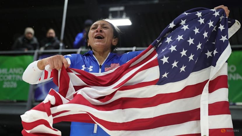 Bobsleigh-Meyers Taylor wins Monobob to finally get gold