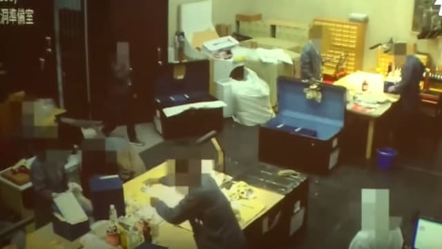台北故宫公布文物摔落监视器画面 监察院将调查