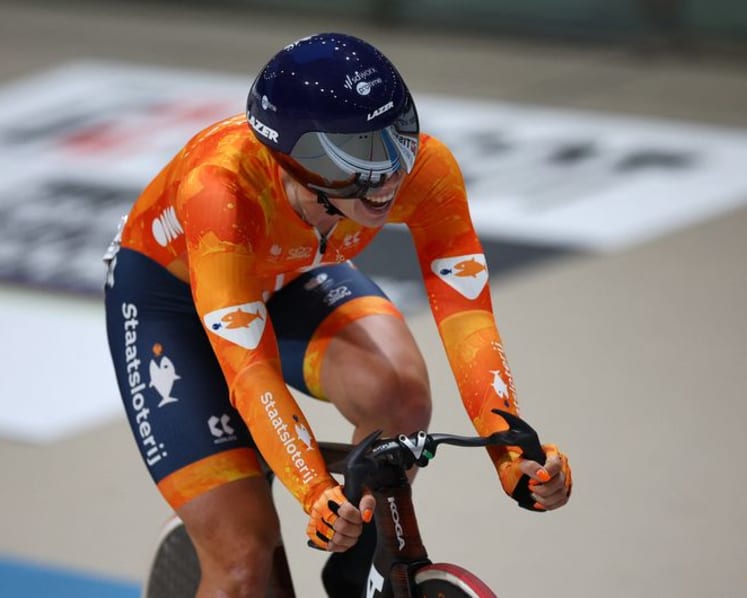 Wiebes disqualified from Giro d'Italia Women after winning opening stage
