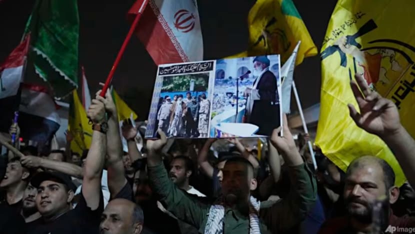 Ratusan warga Amerika tinggalkan Iran minggu lalu Ratusan warga Amerika tinggalkan Iran minggu lalu