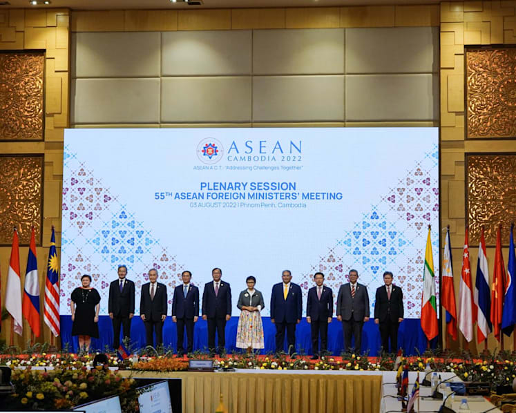 Singapore hopes US and China can exercise self-restraint, refrain from actions that will escalate tensions 