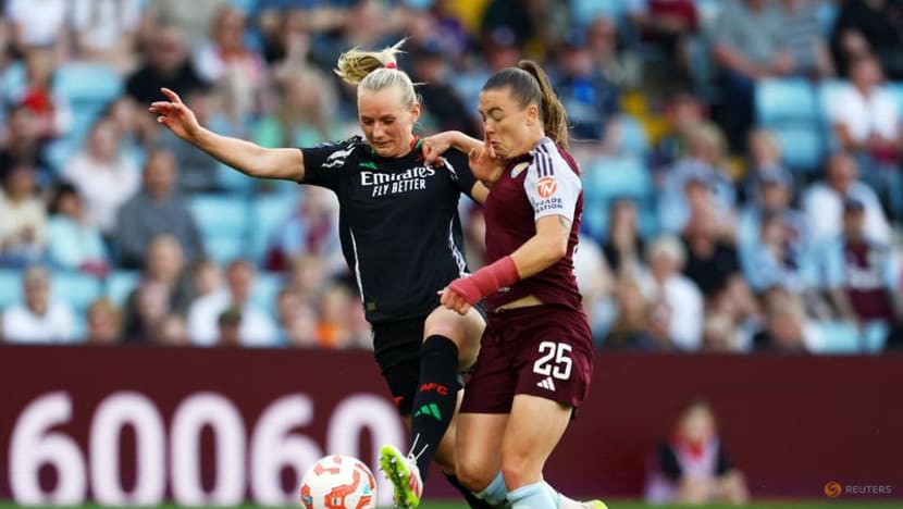 Arsenal's collapse at Aston Villa opens door for Chelsea to win WSL title
