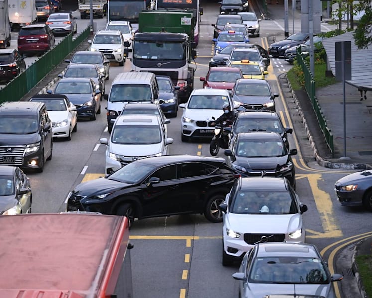 Singapore passes law removing mandatory minimum penalties for first-time dangerous, careless driving offenders