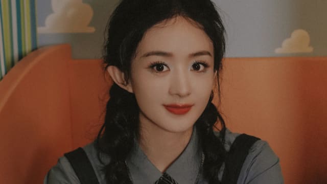 赵丽颖手语超标准　听障女孩赞扬：很厉害