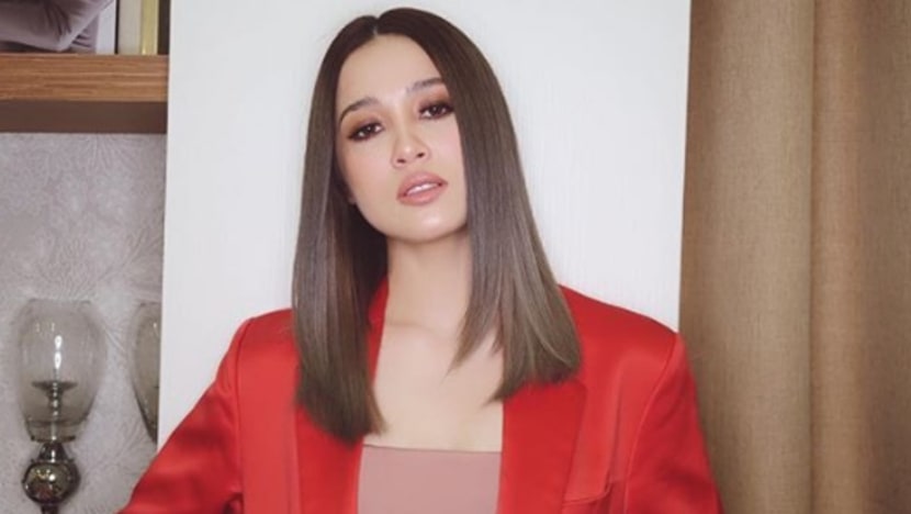 Peminat kritik Emma yang kelihatan tidak segan dengan penampilan baru