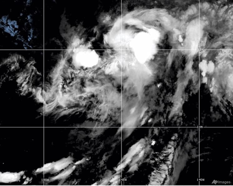 Hawaii declares state of emergency ahead of Tropical Storm Lala