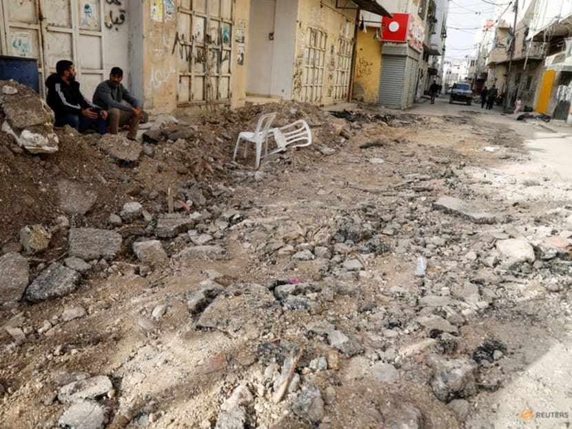 Israeli forces kill seven Palestinians in West Bank, Palestinian officials say Israeli forces kill seven Palestinians in West Bank, Palestinian officials say