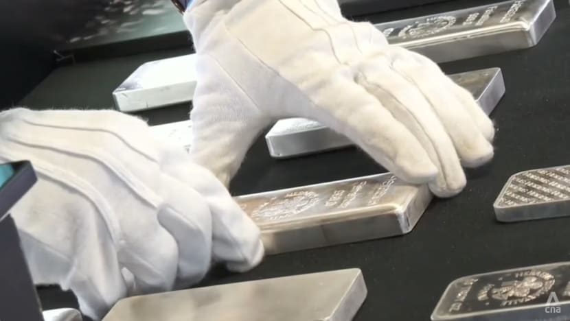 Harga perak naik 14% sejak Jan