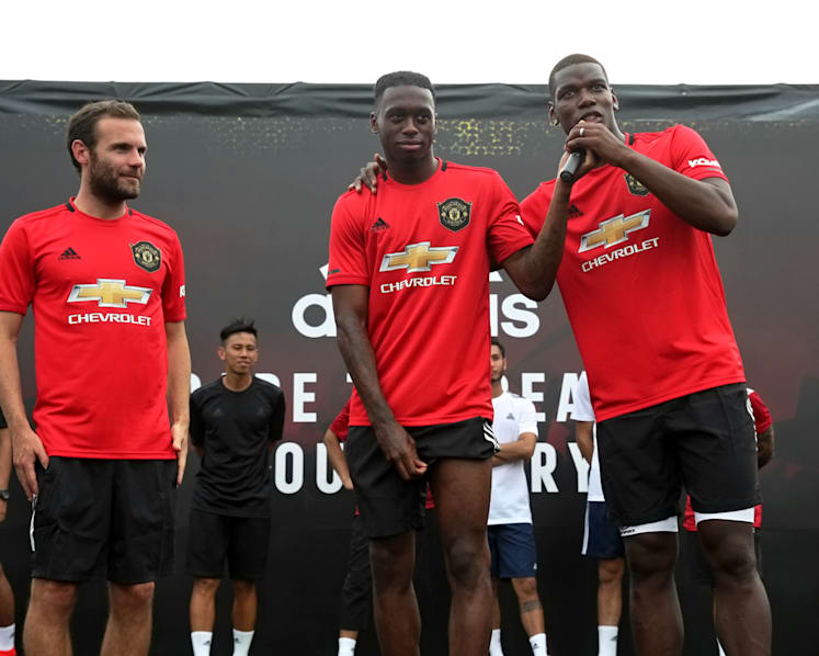 Floating platform becomes sea of red as Manchester United fans see stars