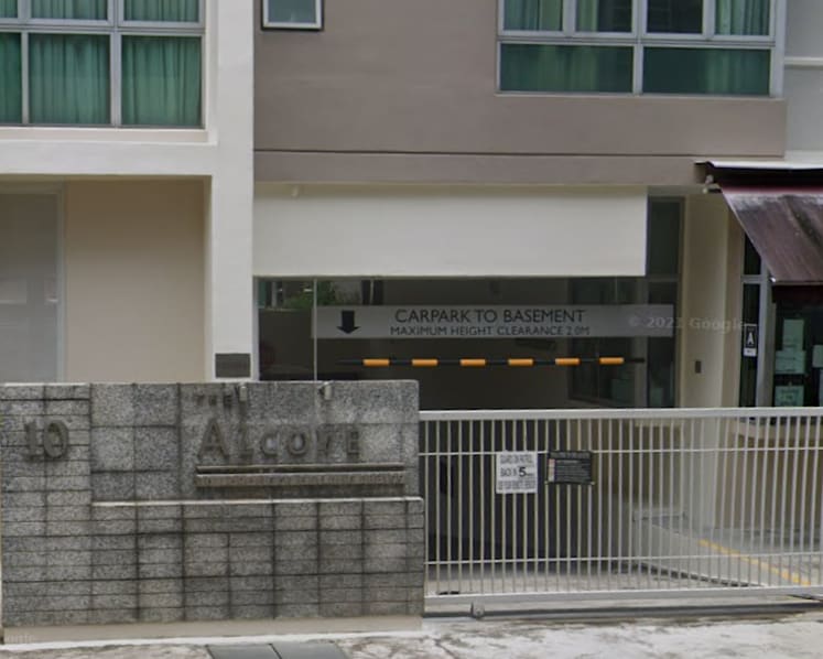 Condominium security guard pocketed Louis Vuitton wallet dropped by resident, gets jail