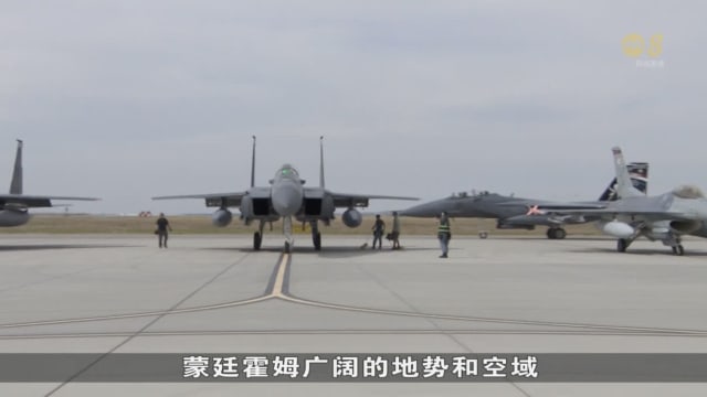 我国武装部队在美国举行跨军种演习