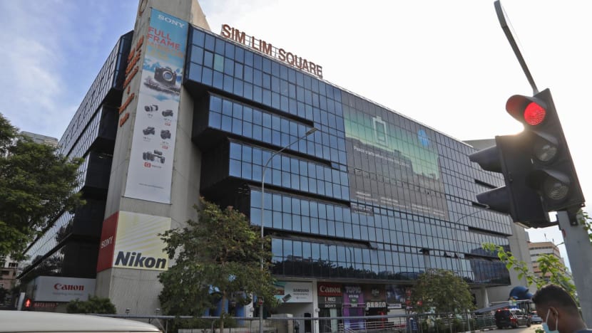 20 people evacuated after fire erupts at Sim Lim Square, no injuries reported