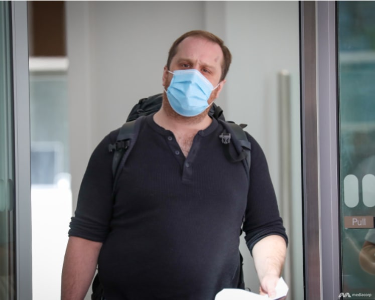 Foreign journalist fined for illegal freelancing with news publishers
