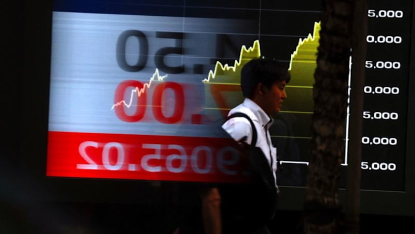 Stocks rise despite Iran tensions, oil up, yen eases