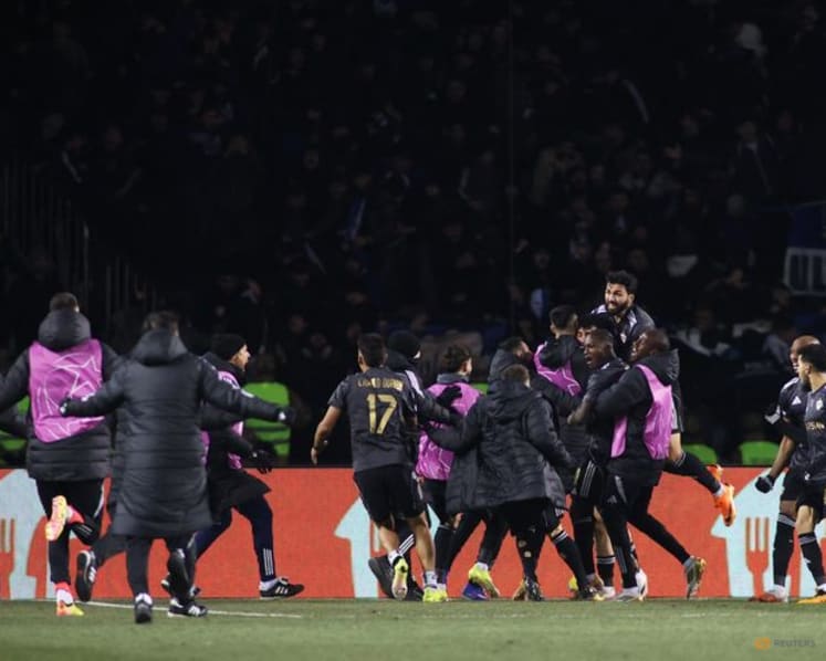 Qarabag boost Champions League playoff hopes with late win over Frankfurt