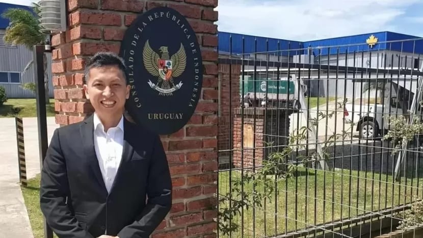 Polisi ungkap misteri asal usul lakban kuning yang lilit diplomat Arya Daru Pangayunan Polisi ungkap misteri asal usul lakban kuning yang lilit diplomat Arya Daru Pangayunan