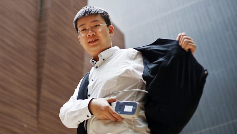 Mechanical heart pump keeps this 18-year-old alive