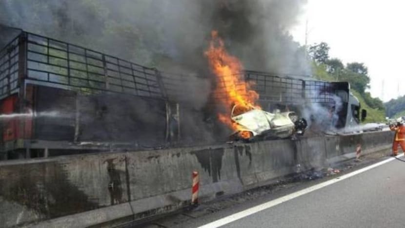 Pemandu treler yang akibatkan 5 orang rentung ditahan polis