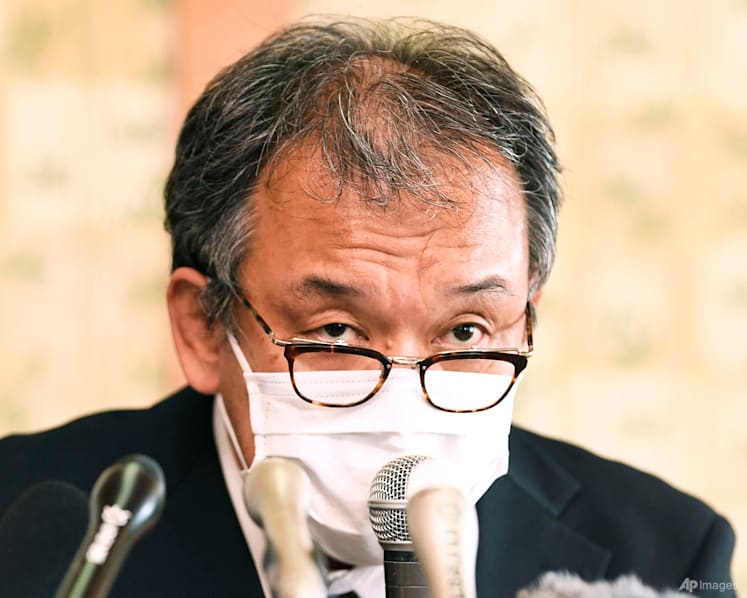 Investigators raid Japan boat company's office after sinking