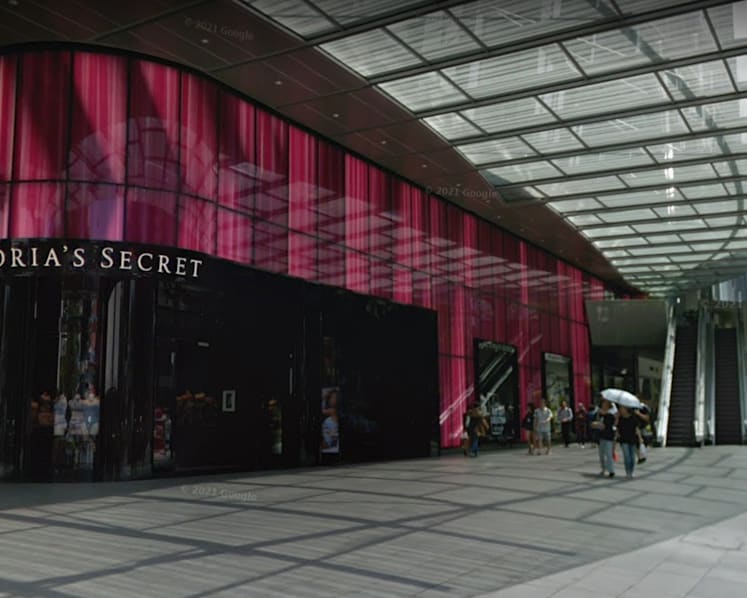 6 Australian teens in S'pore for elite netball camp arrested for alleged shoplifting of Crocs, lingerie on Orchard Road