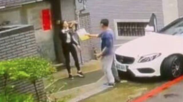 曾开车撞死人 嚣张台男叫吃醋女友泼他汽油被烧成火球
