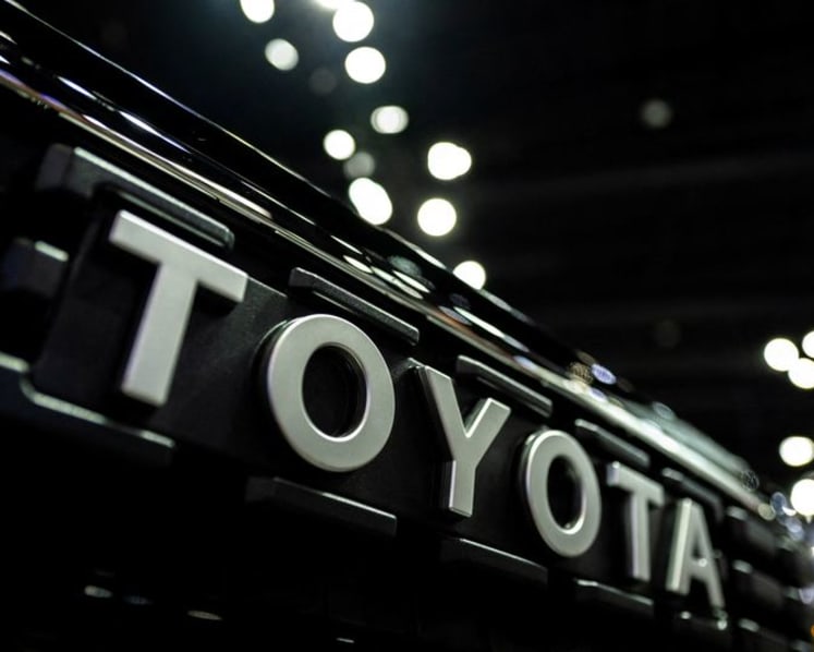 Toyota and Daimler to cut Archion stakes, selling shares worth up to $1.87 billion, Nikkei says