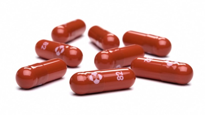 Singapore approves molnupiravir, second oral antiviral drug allowed for treatment of COVID-19 Singapore approves molnupiravir, second oral antiviral drug allowed for treatment of COVID-19