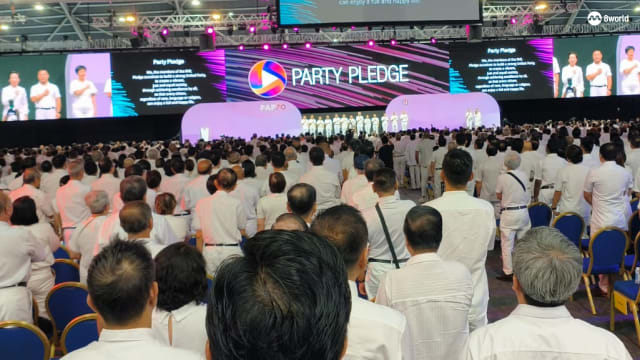 黄总理：来届选举事关重大 所有党员须努力争取每张选票