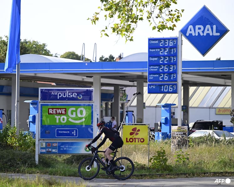 US tells European allies to act 'immediately' to lower diesel prices