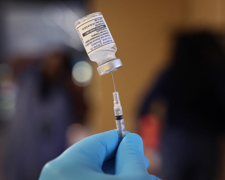 Commentary: Bivalent vaccines may give 5-10% better protection against Covid-19 — but getting boosted promptly is best bet