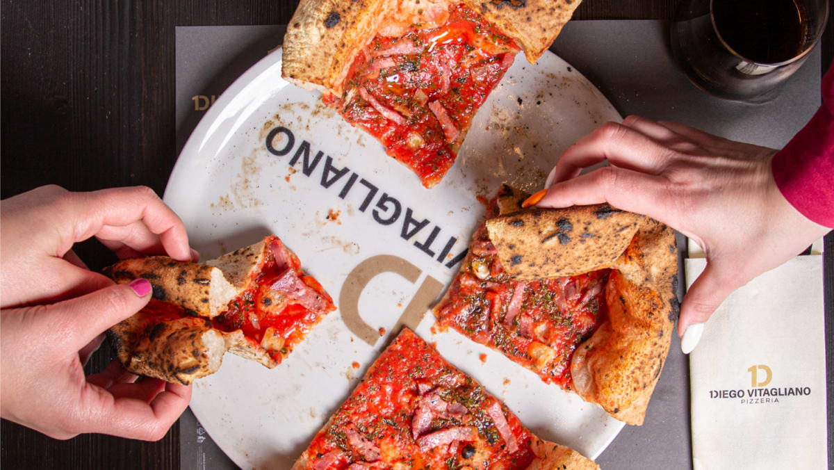 洋書NEW RESTAURANTS IN ITALY/シルヴィオ・サン・ピエトロ hero_1_pizza_pop_up_singapore_