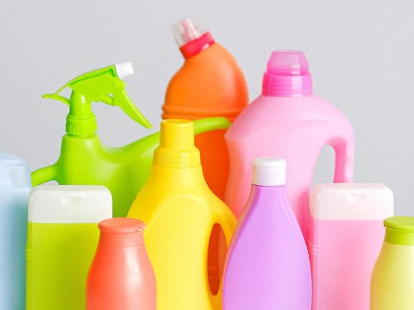 Why you shouldn&rsquo;t mix these household cleaning products to avoid harming yourself